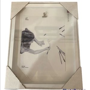 8x10” White Frame